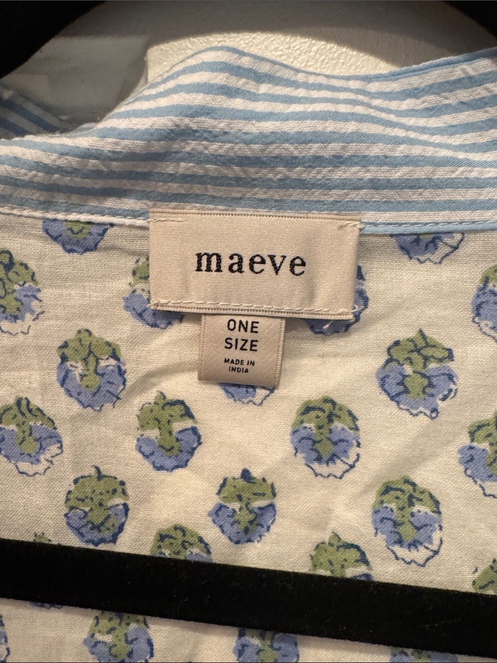 Lightweight Printed Kimono Cardigan in Blue and White - Picture 2 of 4